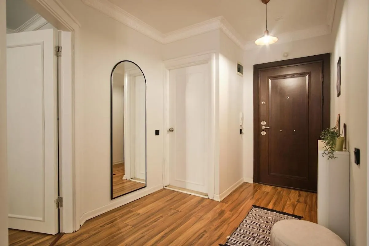 Modern & Cozy Apartment Close To City Center Istanbul